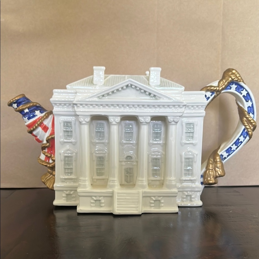 Fitz and Floyd Collector's Series White Teapot